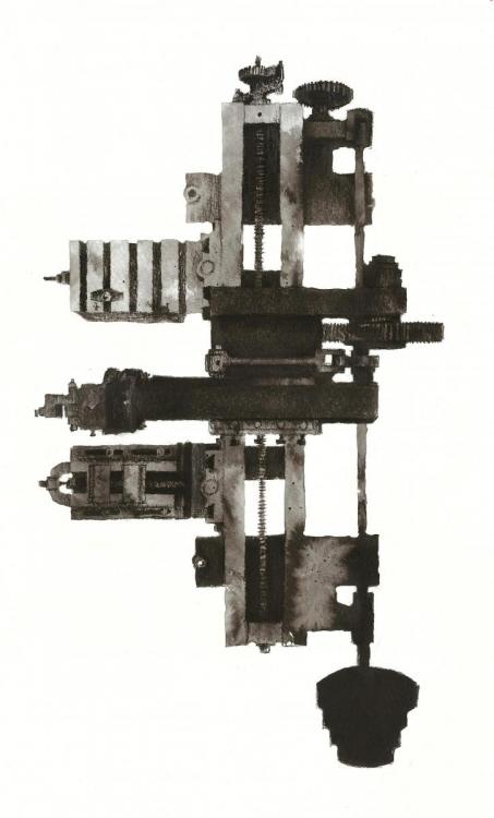 ELEVATOR2018 | Tusche, Kohle, Pitt auf Papier(B)18 x (H)30 cm | inkl. R. (B)42 x (H)59,4 cm